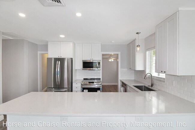 Building Photo - 3 br, 2 bath House - 249 San Marco Dr