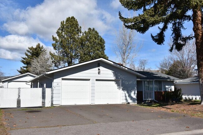 Foto del edificio - 5819 Southgate Dr