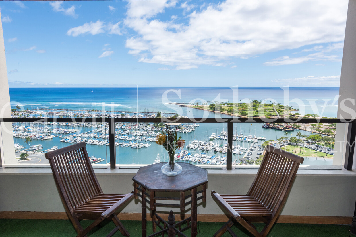Amazing view from Lanai! - 1600 Ala Moana Blvd