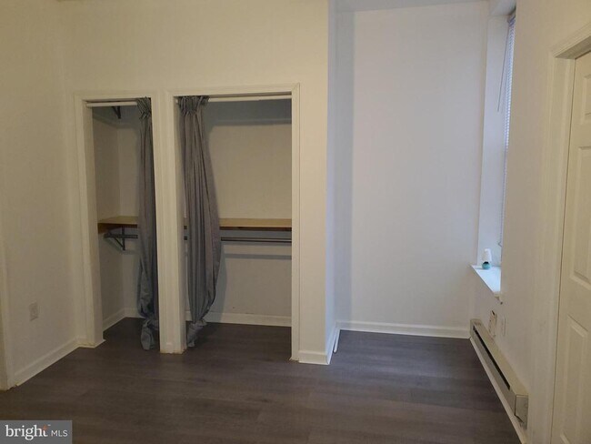 Foto del edificio - 523 W Eleanor St