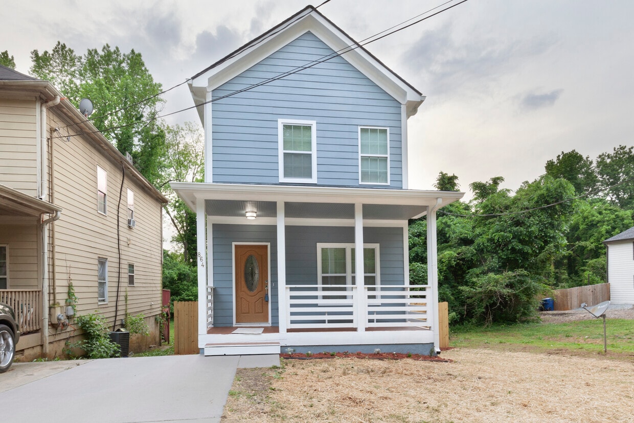 Front of House - 864 Mildred Pl NW