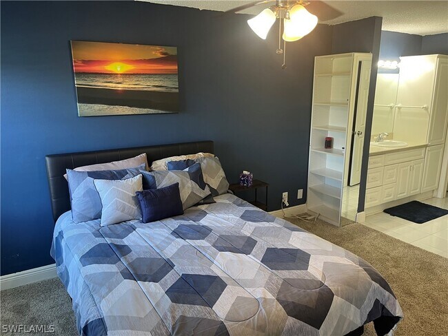 Foto del edificio - 1085 Forest Lakes Dr