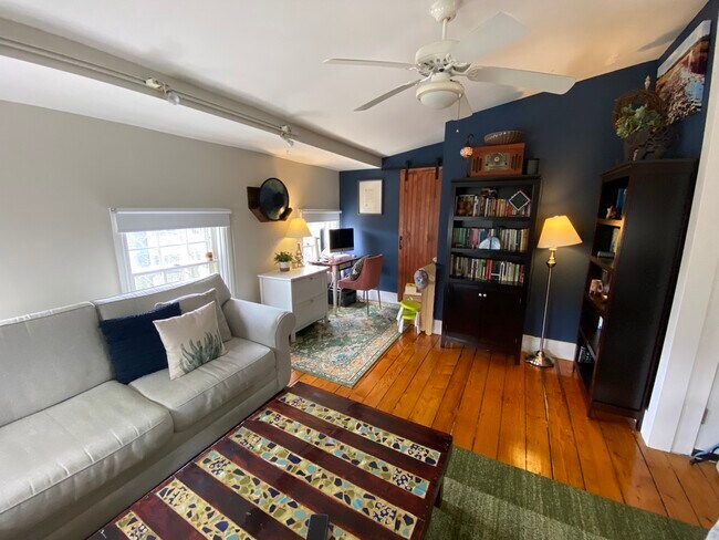Living Room - 165 Prospect St
