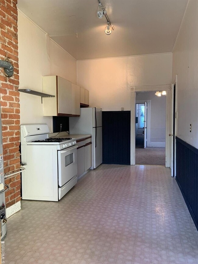 Building Photo - 1103 Page St