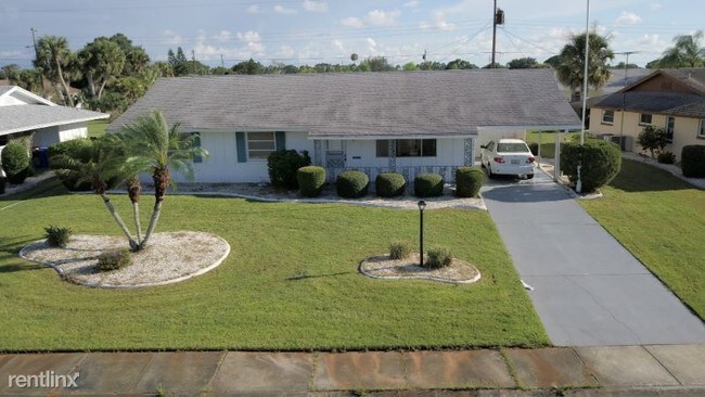 Building Photo - 3 br, 2 bath House - 706 Riviera Drive,