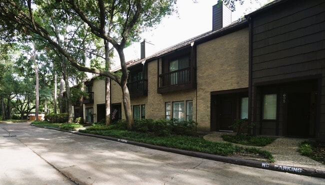 Building Photo - 11711 Memorial Dr