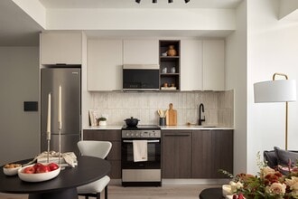 1C Pinehurst - 1 Bedroom - Parkdale Collective