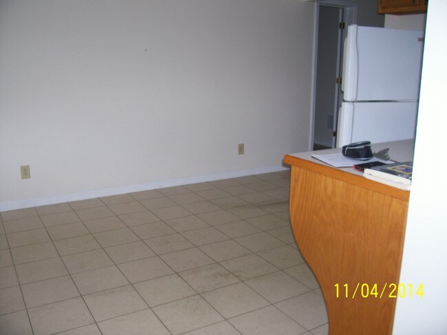Foto del edificio - 320 E 4th St