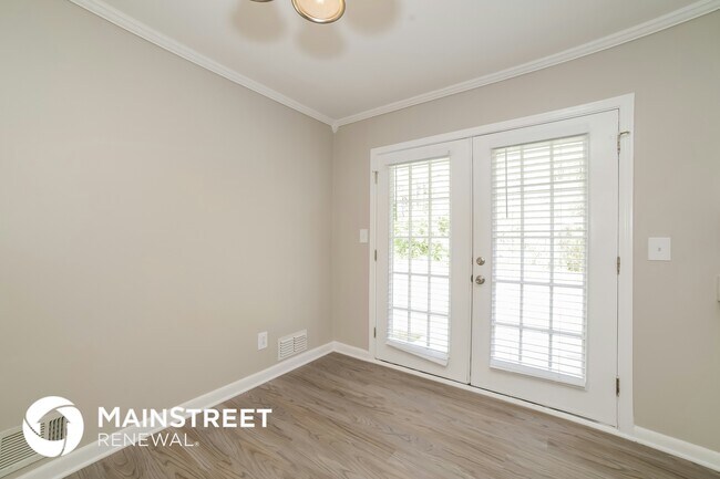 Foto del edificio - 3553 Highwood Dr SW