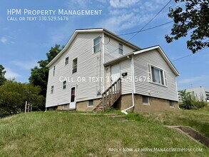 Building Photo - 1591 Bauer Blvd