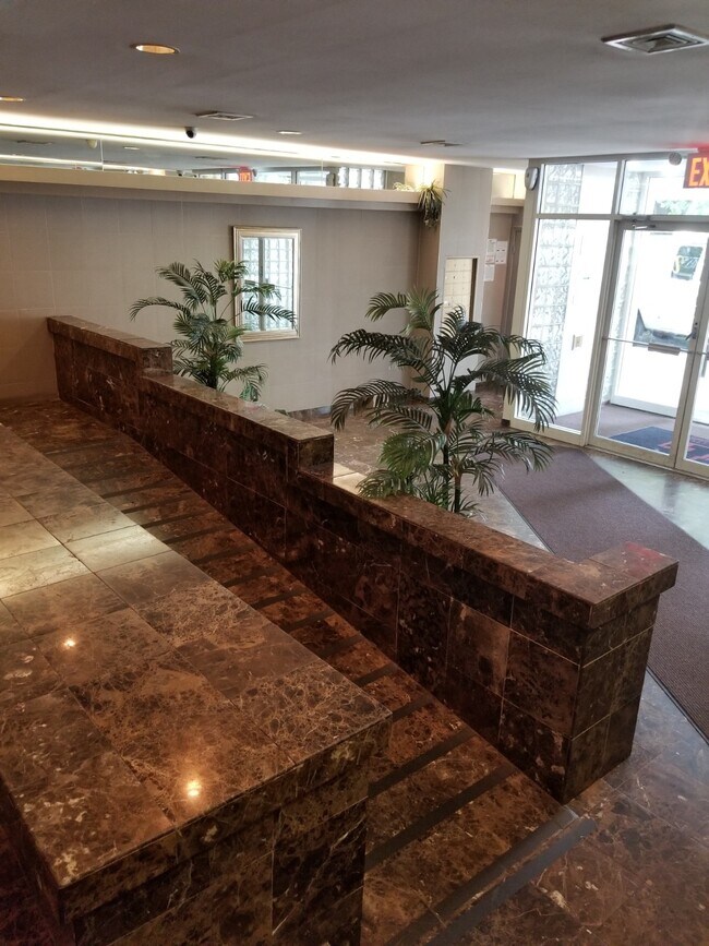 Foto del edificio - 171 Wellington Ct