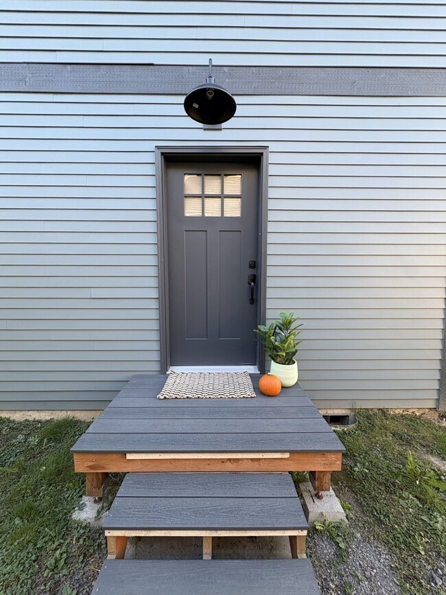 Building Photo - 2310 Virginia Ave