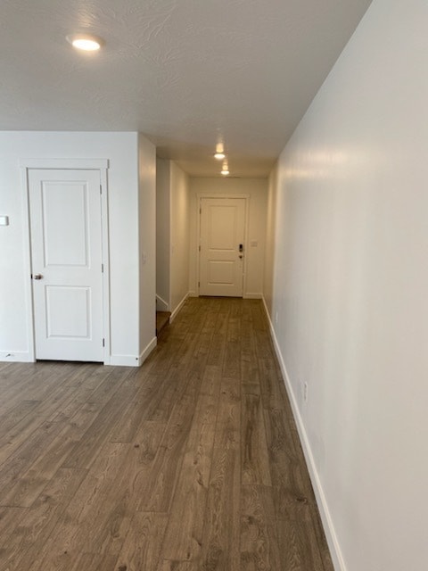 picture of entrance area - 392 W 2000 N