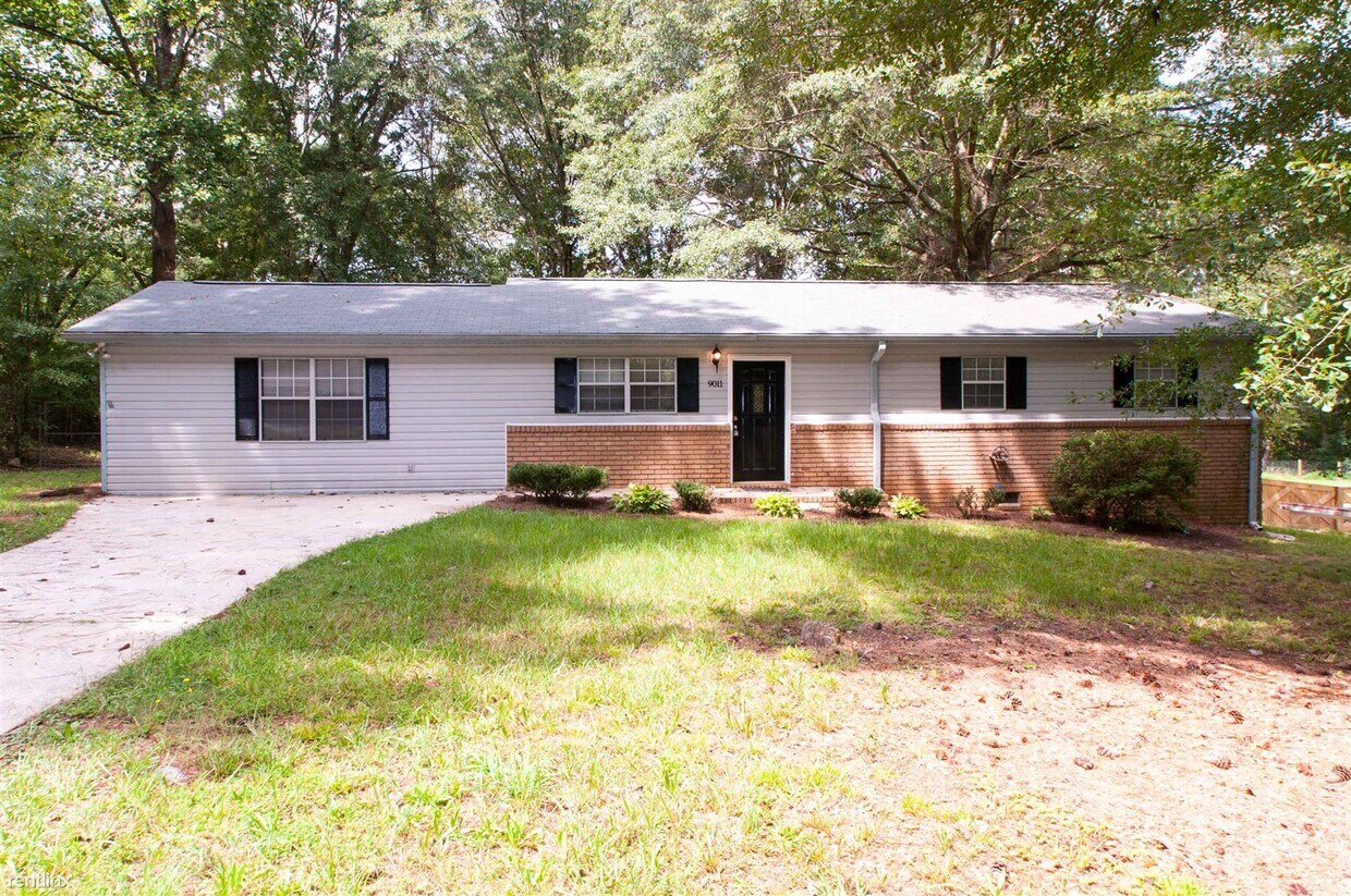 3 br, 1.5 bath House 9011 Leaf Lane House for Rent in Lithia