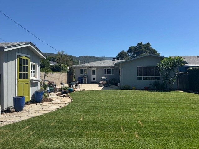 Building Photo - 908 E Aliso St