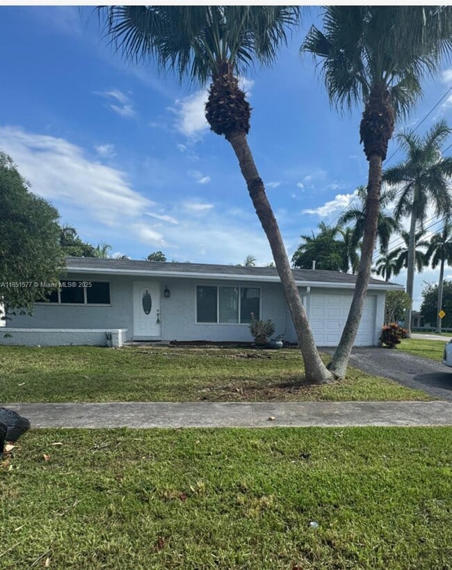 Building Photo - 11500 NW 39th St