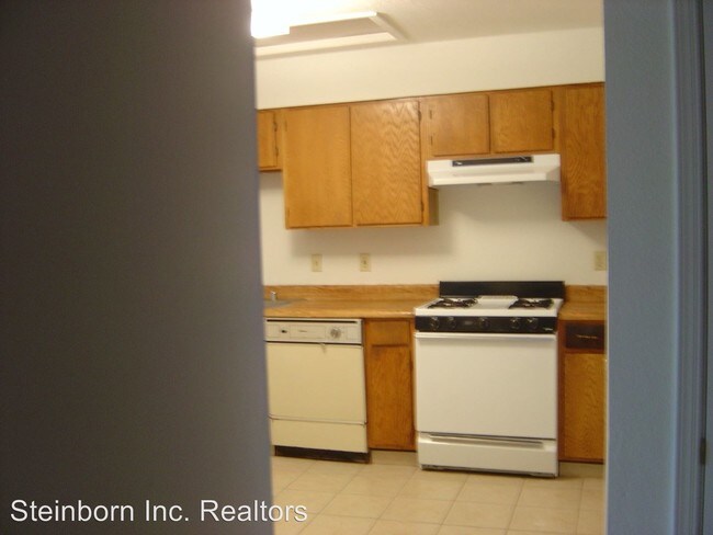 Building Photo - 317 Richard Dr