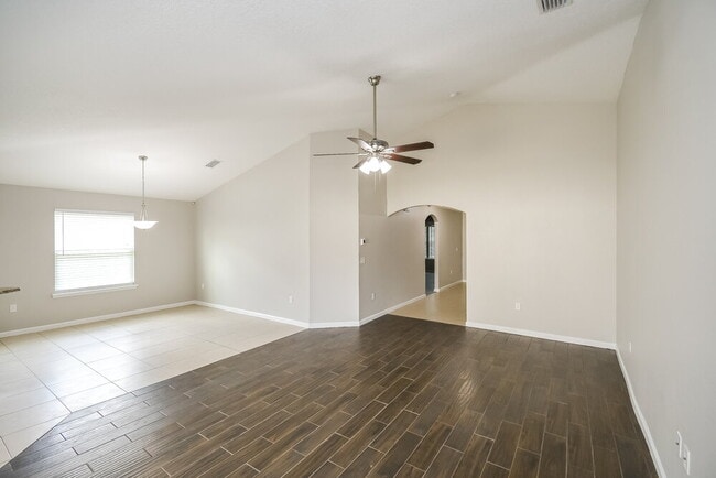 Building Photo - 3258 Hidden Meadows Ct