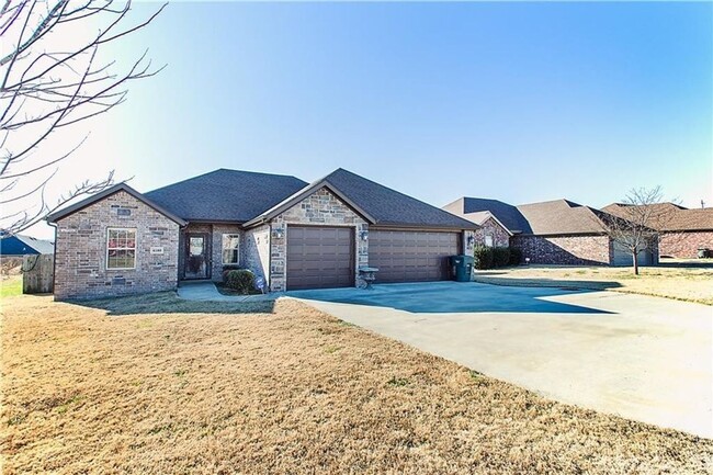 Building Photo - 4189 W Titus Dr