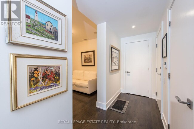 Photo du bâtiment - 170-170 Avenue Rd