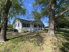 Building Photo - 10291 Paige Rd
