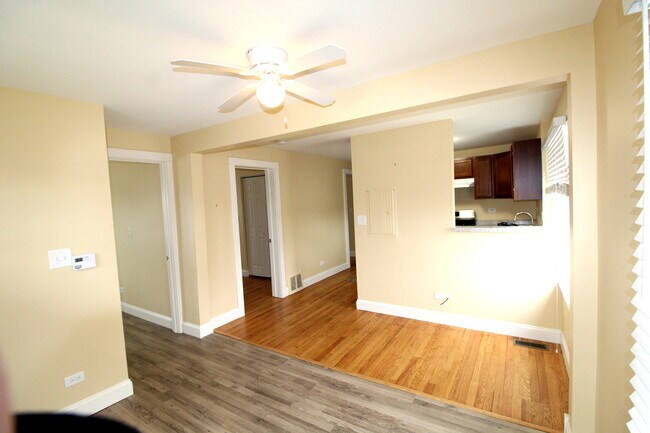 Building Photo - 481 Orchard St