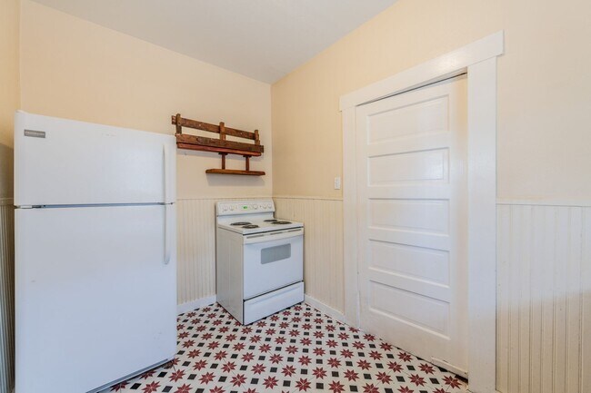 Foto del edificio - QUAINT 2/1 HOUSE AVAILABLE IN NOW!