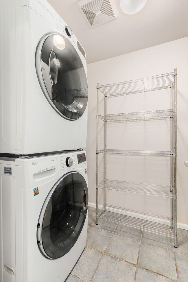 Foto del edificio - 2 Bedroom 1.75 Bath Condo - Seattle