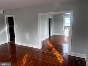 Building Photo - 501 N Brobst St