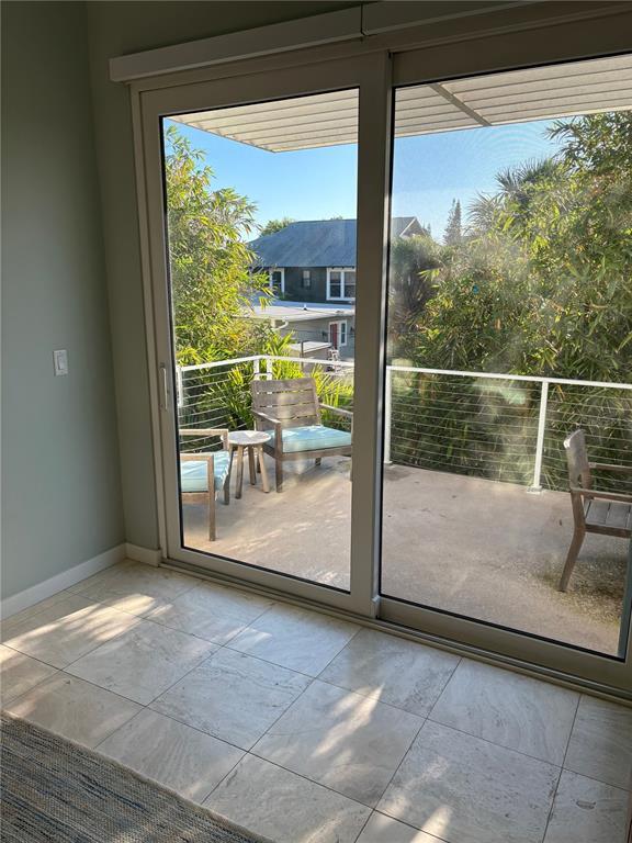 Foto del edificio - 540 1/2 7th Ave N