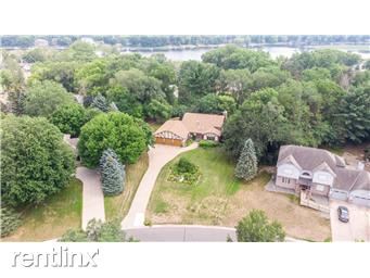 Foto del edificio - 4 br, 3 bath House - 822 Millwood Ave