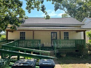 Building Photo - 614 N 17th St
