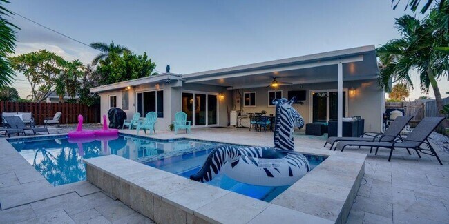 Foto del edificio - Step Into Sunshine: Modern Charm Meets Coa...