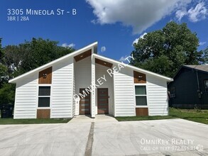 Building Photo - 3305 Mineola St