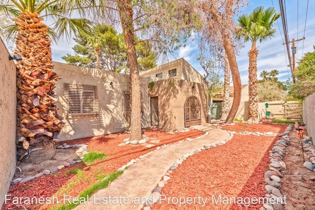 Building Photo - 3 br, 2 bath House - 39 Moonlight Dr