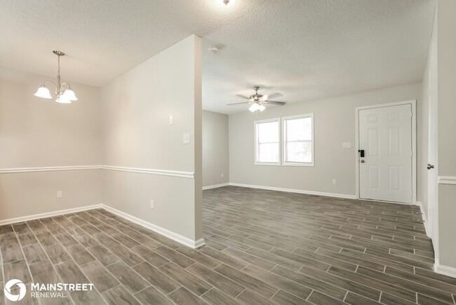Building Photo - 108 HIDDEN HILLS DR, THOMASVILLE, NC 27360