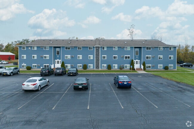 Building Photo - Creekview Estates