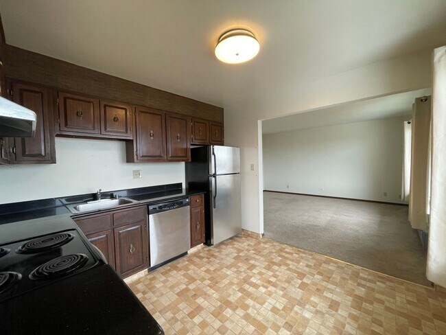 Building Photo - 7725 Geary Boulevard (891r)