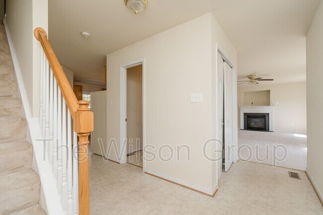 Building Photo - 2916 Greenway Ave