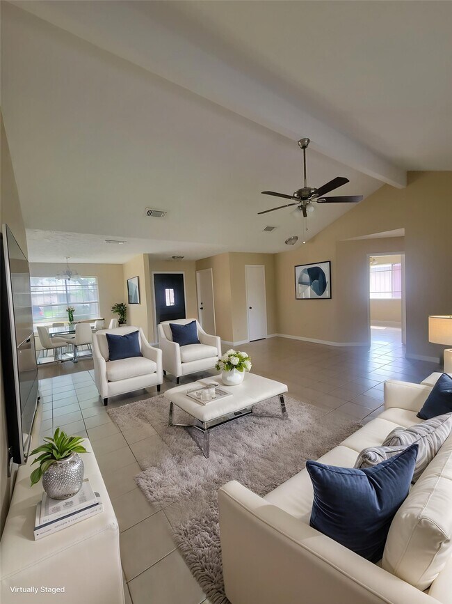 Foto del edificio - 19330 Cypress Bay Dr