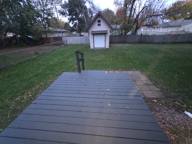 Foto del edificio - 5336 Russell Ave N