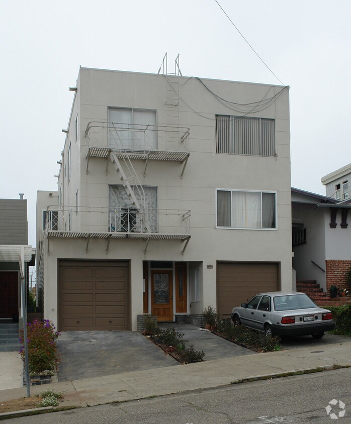 Foto del edificio - 425 39th Ave