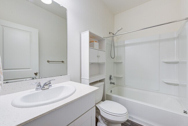 Building Photo - 1005 Blue Beech Ln