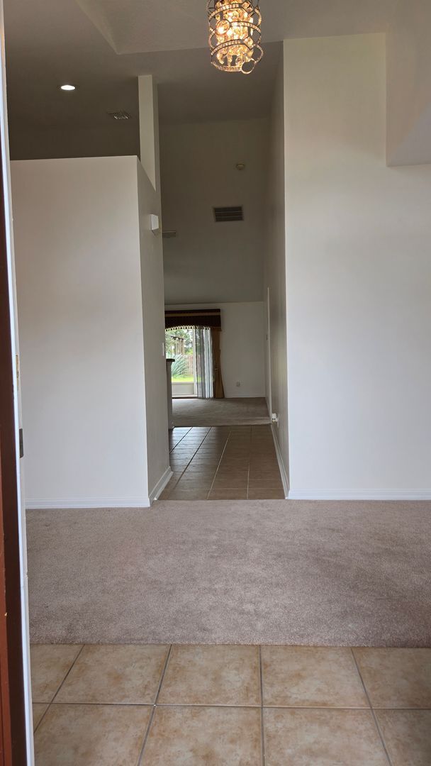 Building Photo - Spacious Haines City Retreat - For Rent Now!