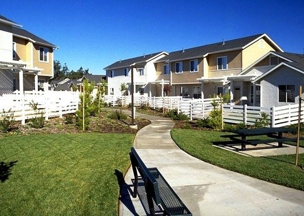 Primary Photo - Mariposa Townhomes