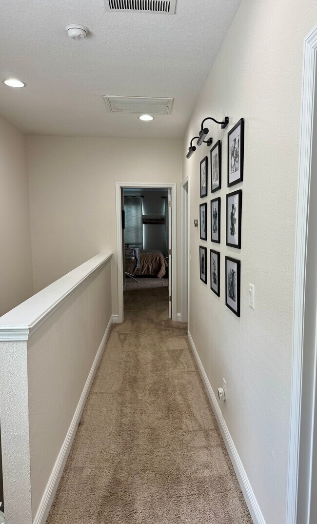 Building Photo - 10705 Marsha Dr