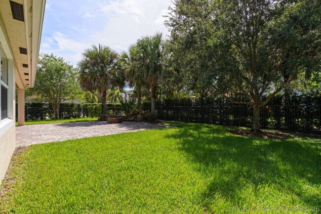 Foto del edificio - 102 Crab Cay Way