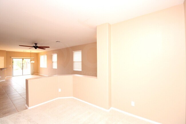 Building Photo - 39516 N Prairie Ln
