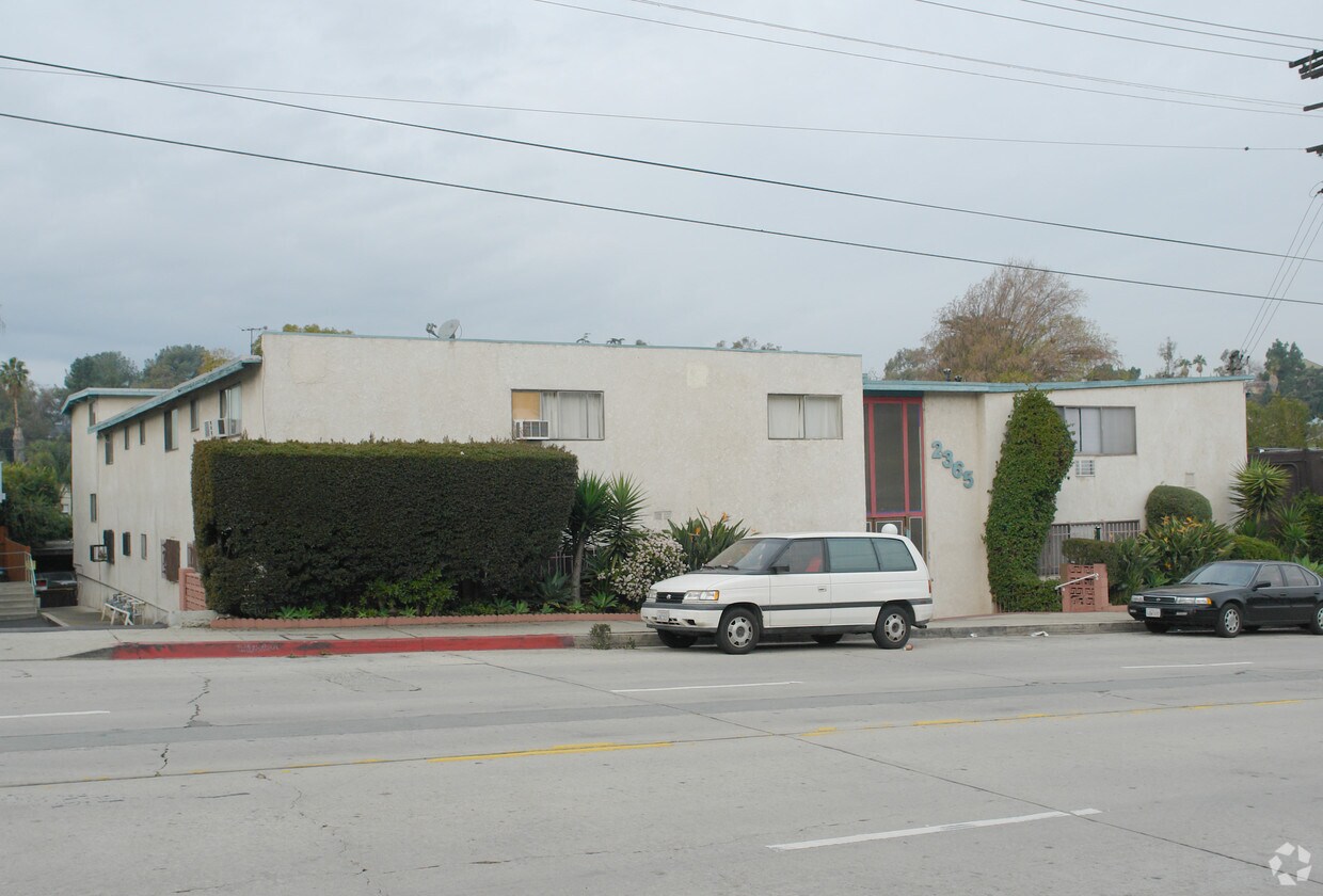 Foto del edificio - 2365 Glendale Blvd