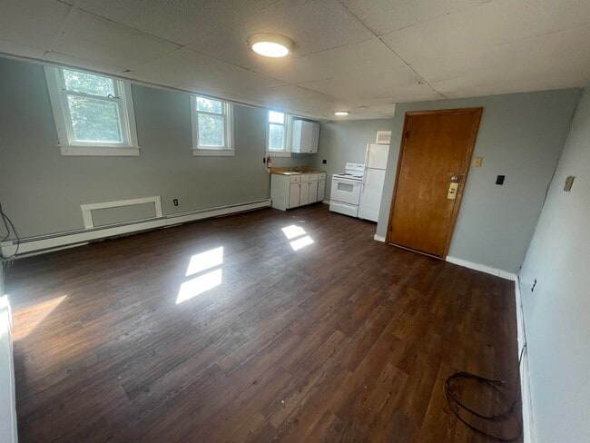 Building Photo - 2733 Dartmouth College Hwy